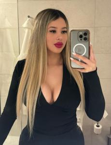 613486265: Chica busca chico en Alicante