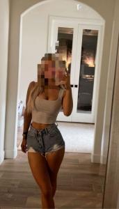 692378304: Chica busca chico en Málaga