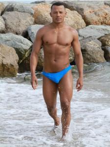 674966448: Chico busca chica en La Coruña