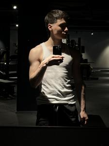 Chico busca chica en Valencia: 