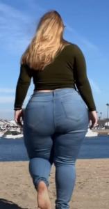 604877260: Chica busca chico en Zaragoza