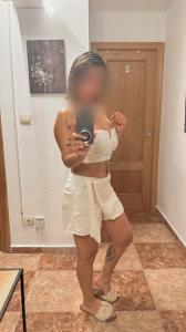 613898628: Chica busca chico en Alicante