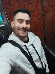 615974819: Chico busca chica en Barcelona