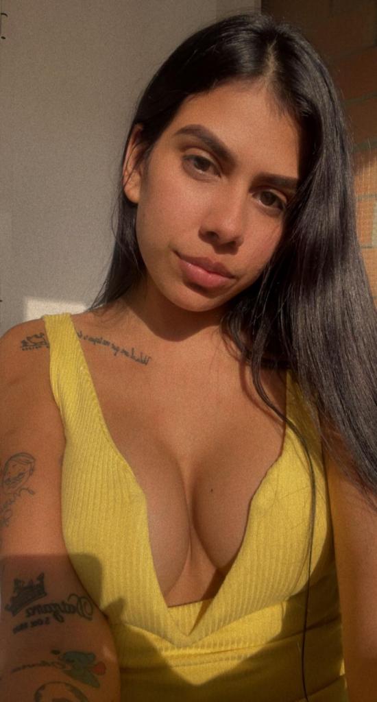 Chica busca chico en Cádiz: 