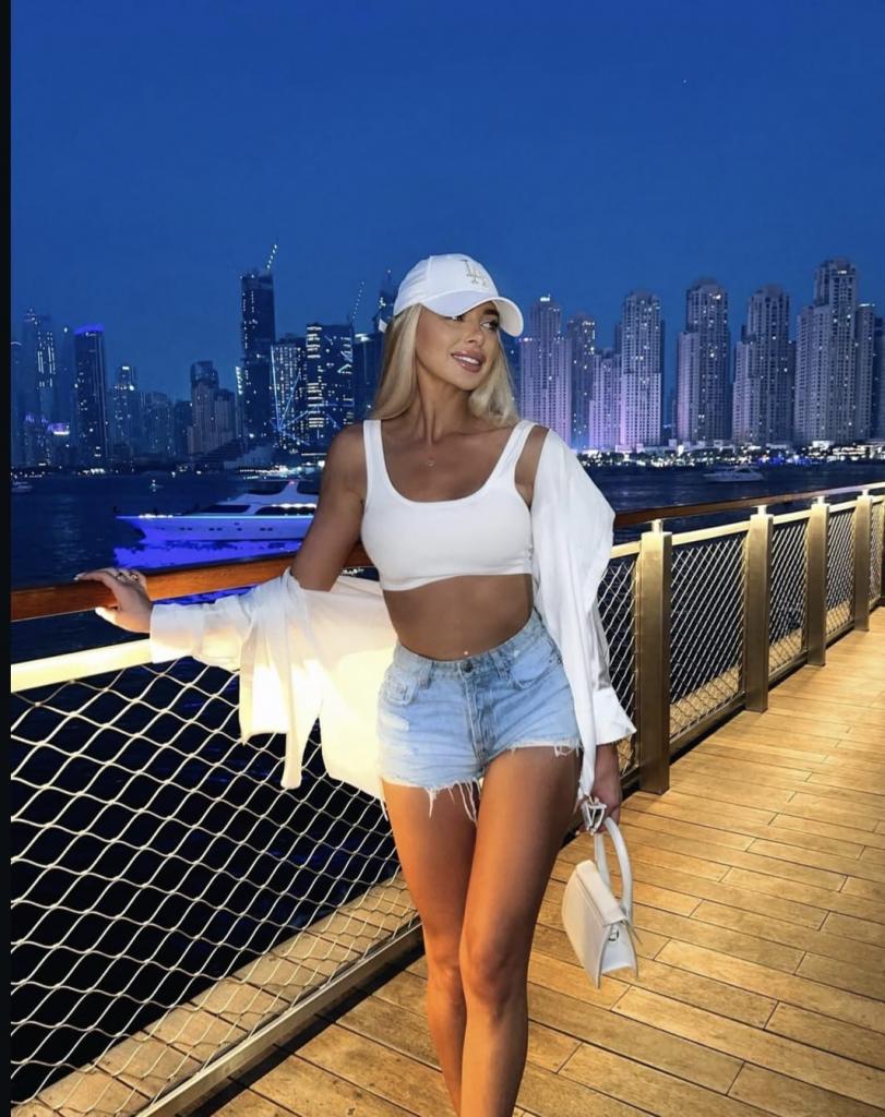 Chica busca chico en Tenerife: 