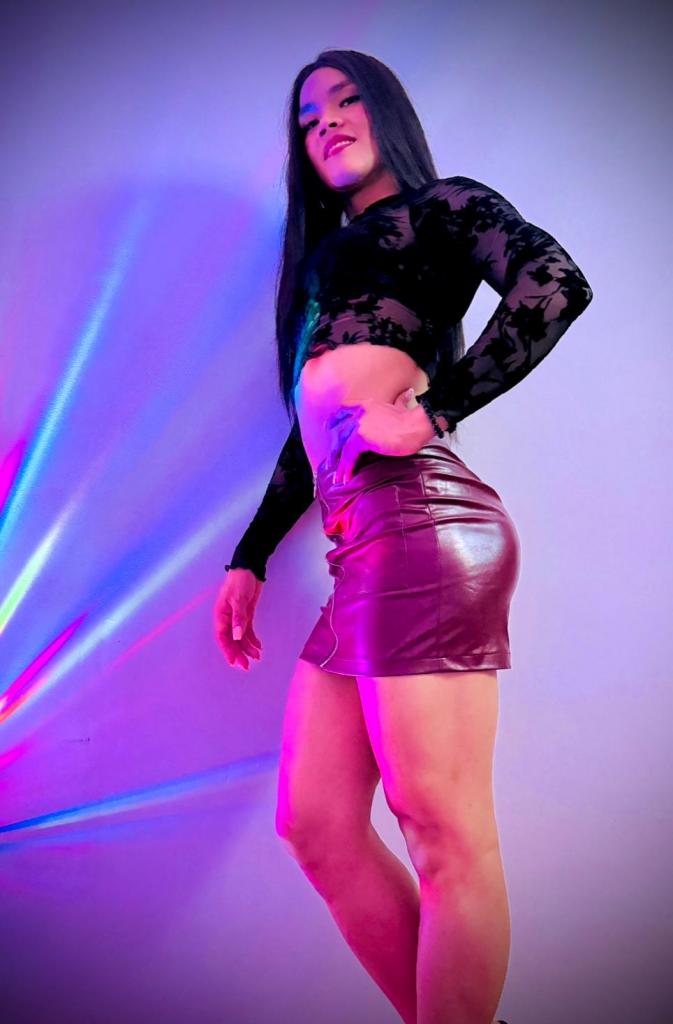 632142089: Transexual en Cádiz