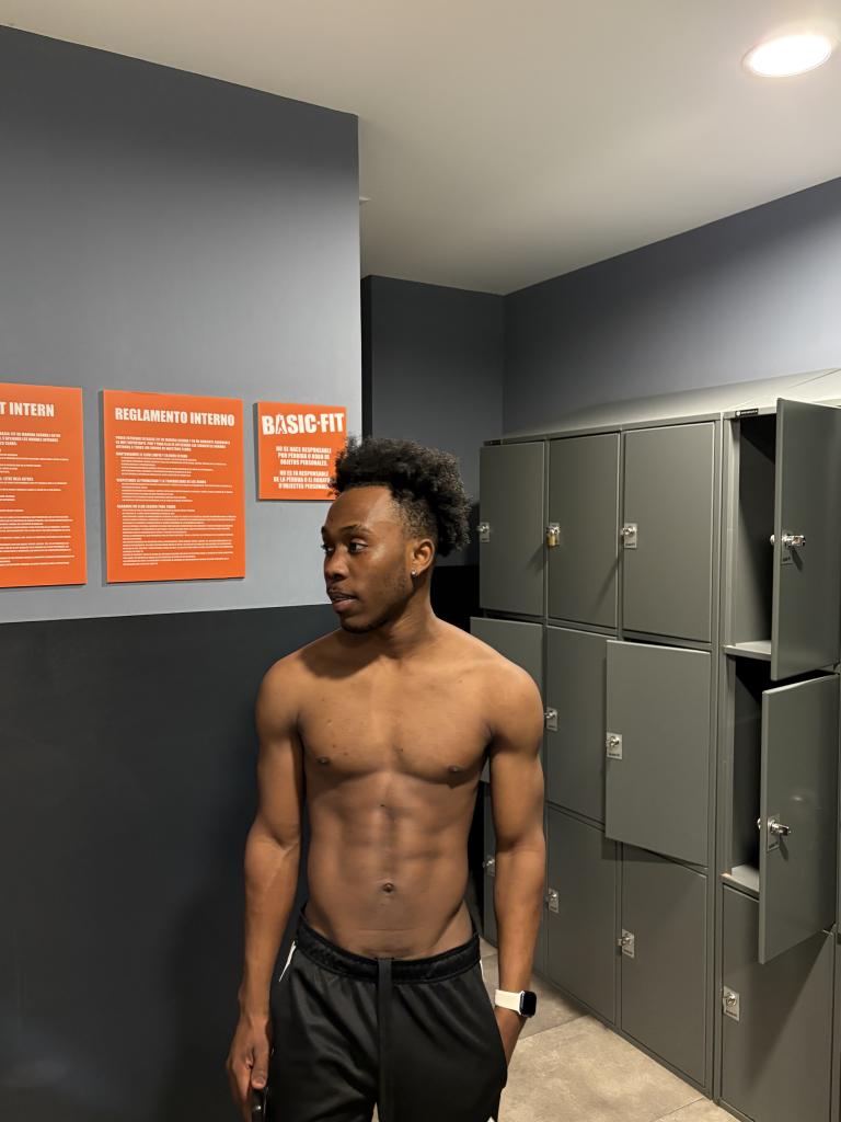 Chico busca chica en Barcelona: 