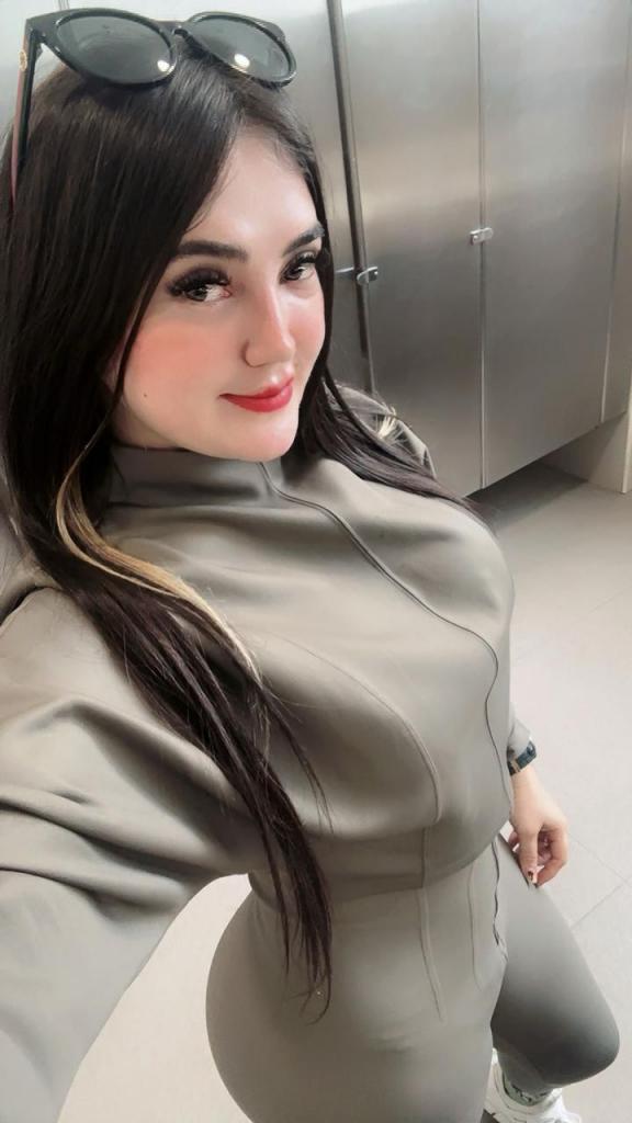 Chica busca chico en Barcelona: Chica busca chico