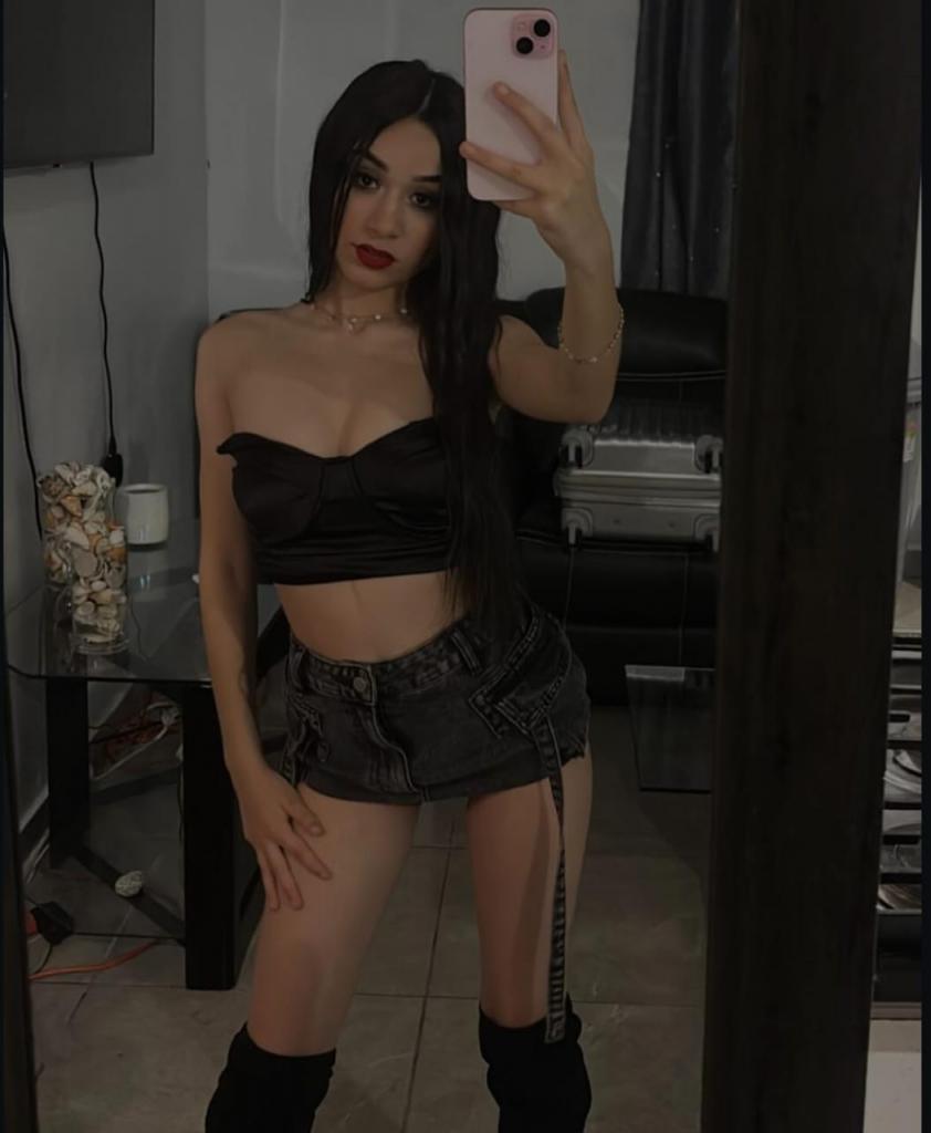 Chica busca chico en Sevilla: 