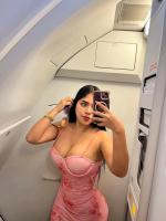 663199140: Chica busca chico en Madrid