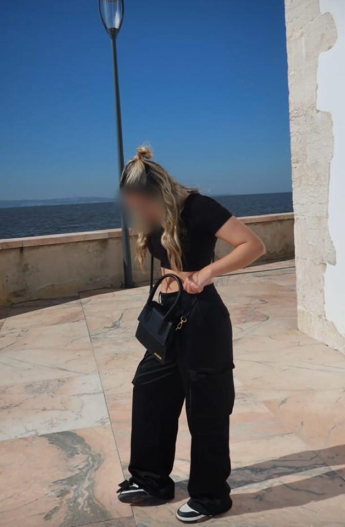 641269250: Chica busca chico en Orense