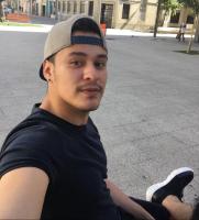 621069628: Chico busca chica en Lugo