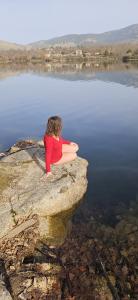 643425843: Chica busca chico en Segovia