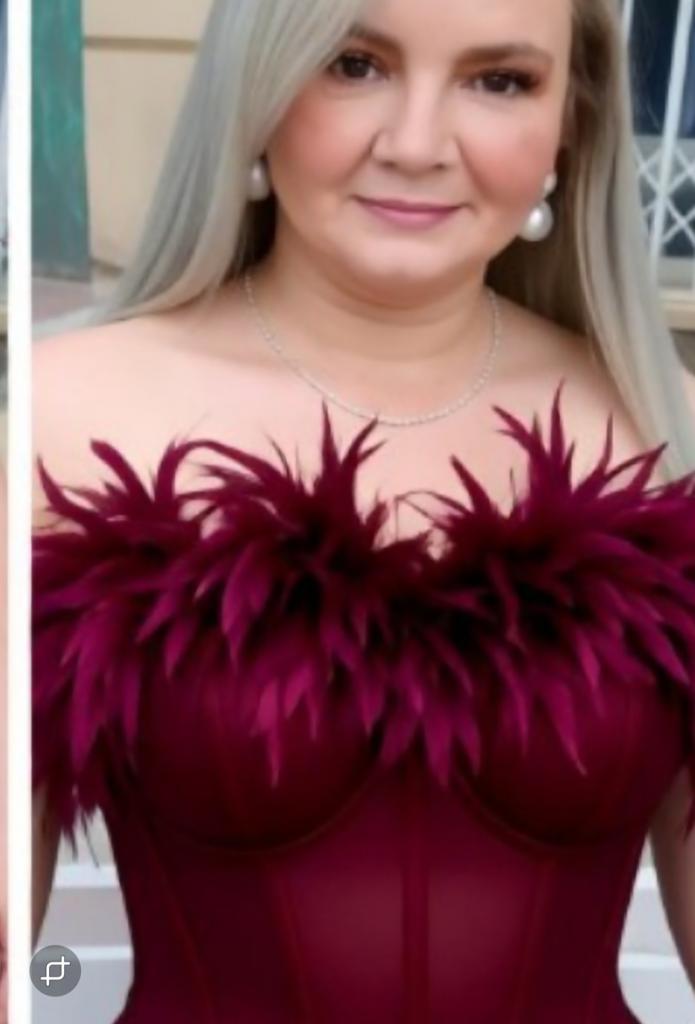 Chica busca chico en Almería: 