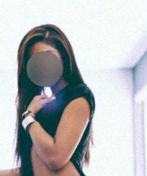 617537562: Chica busca chico en Barcelona