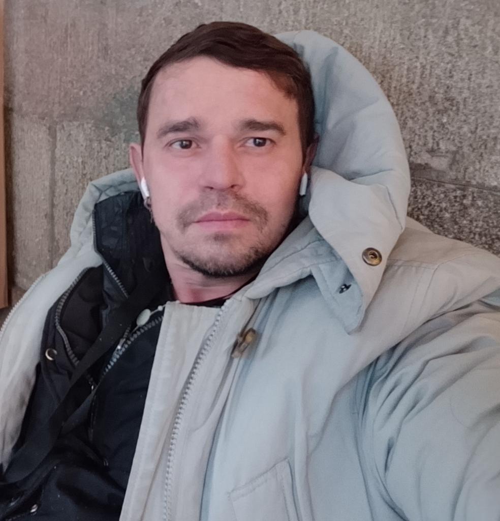 Chico busca chica en Barcelona: 