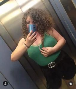 641934570: Chica busca chico en León