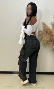 666411872: Chica busca chico en Sevilla