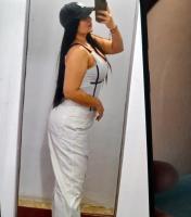 611077259: Chica busca chico en Sevilla