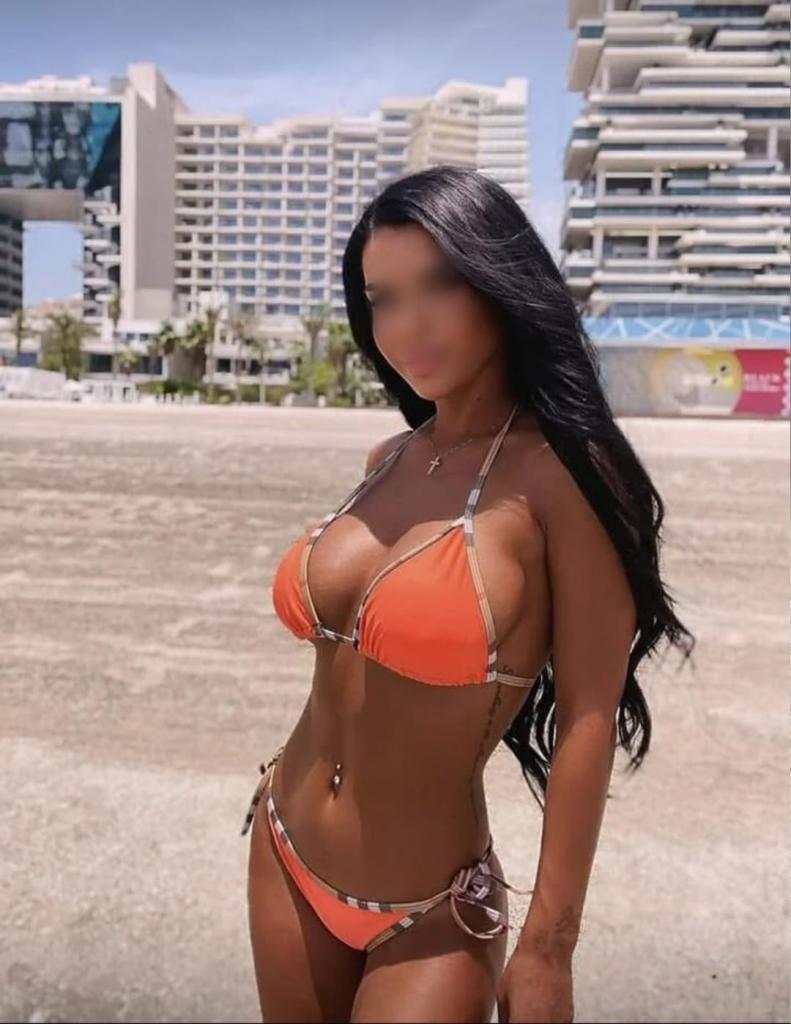 Chica busca chico en Tenerife: 
