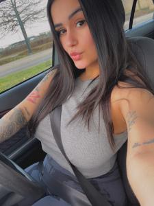 612246208: Chica busca chico en Málaga