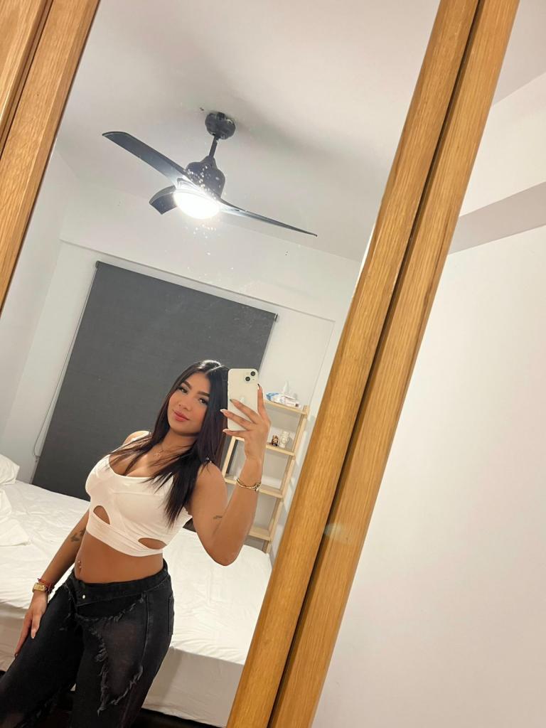 611336159: Chica busca chico en Alicante