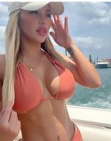 627596789: Chica busca chico en Barcelona