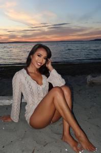 611325850: Chica busca chico en La Coruña