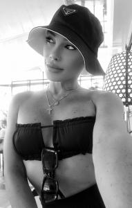 Chica busca chico en Tenerife: 