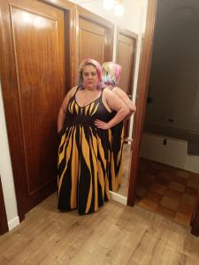 695463331: Chica busca chico en Pontevedra