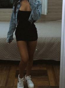 643388411: Chica busca chico en La Coruña