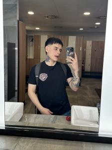 666432654: Chico busca chica en Zaragoza