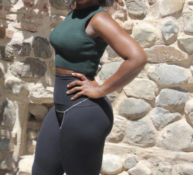 614474260: Chica busca chico en Málaga