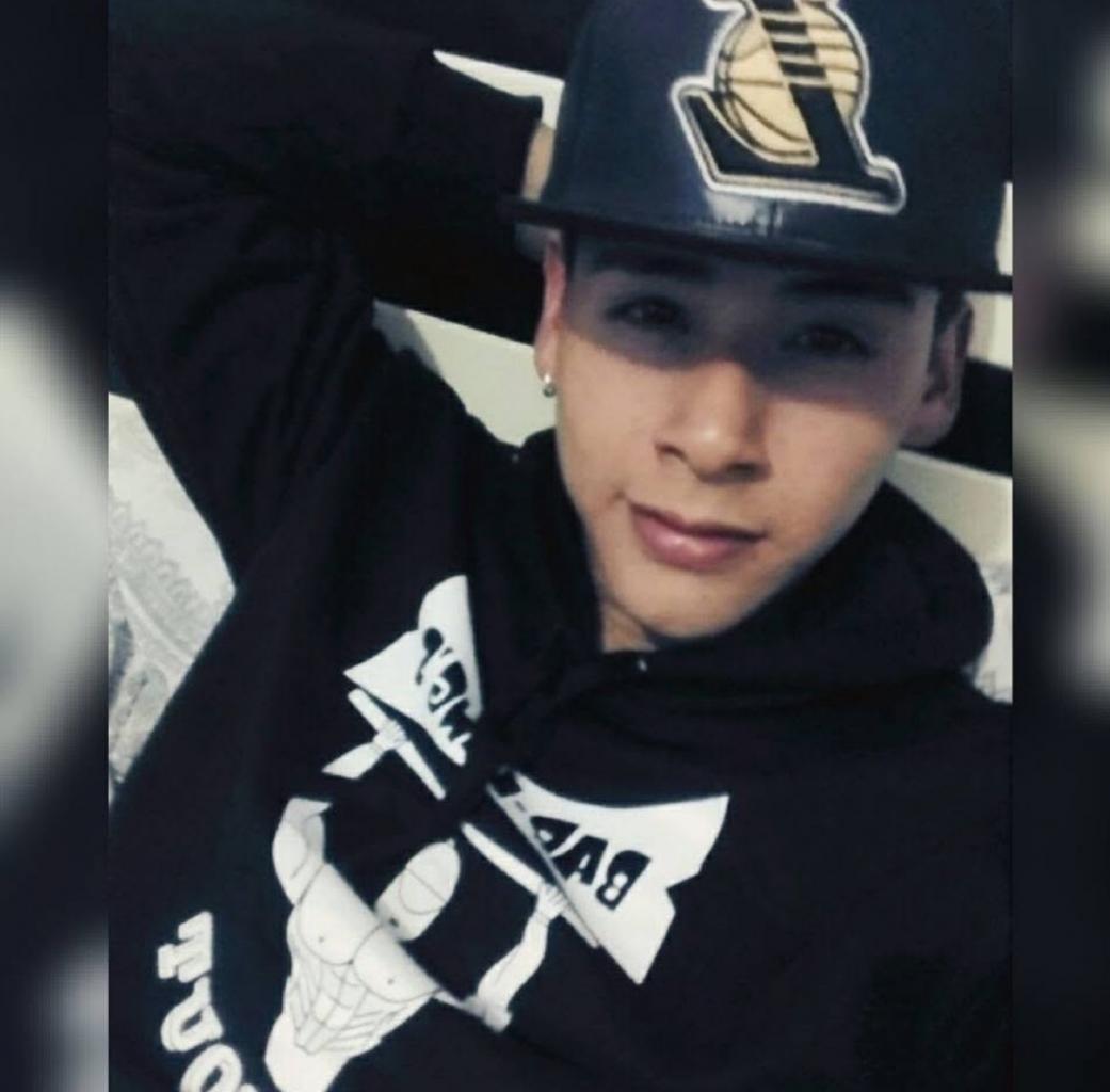 Chico busca chica en Sevilla: 