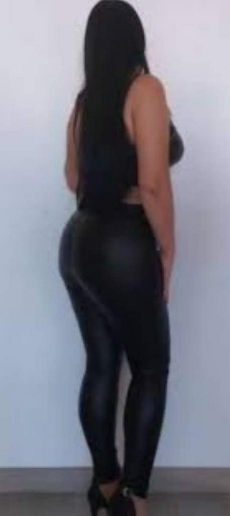 Chica busca chico en La Coruña: 