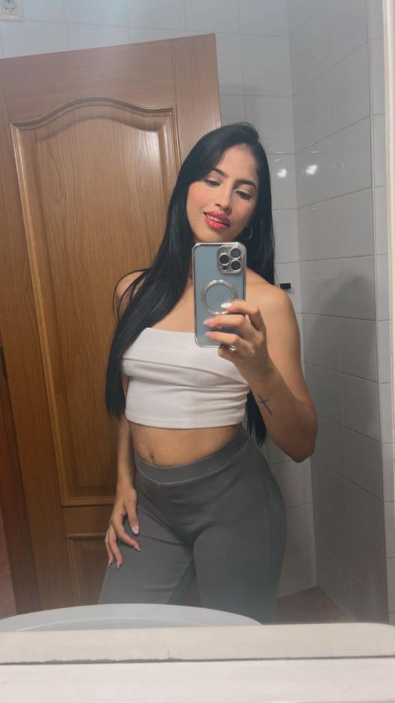 Chica busca chico en Almería: 