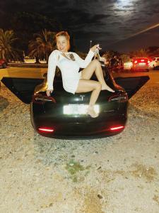 613849470: Chica busca chico en Valencia