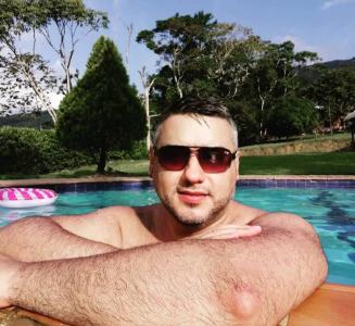 673844336: Chico busca chica en Murcia