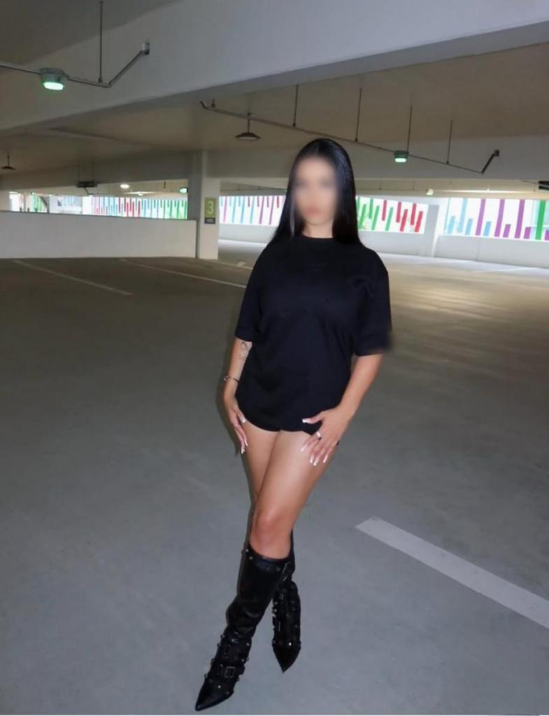 Chica busca chico en Mallorca: 