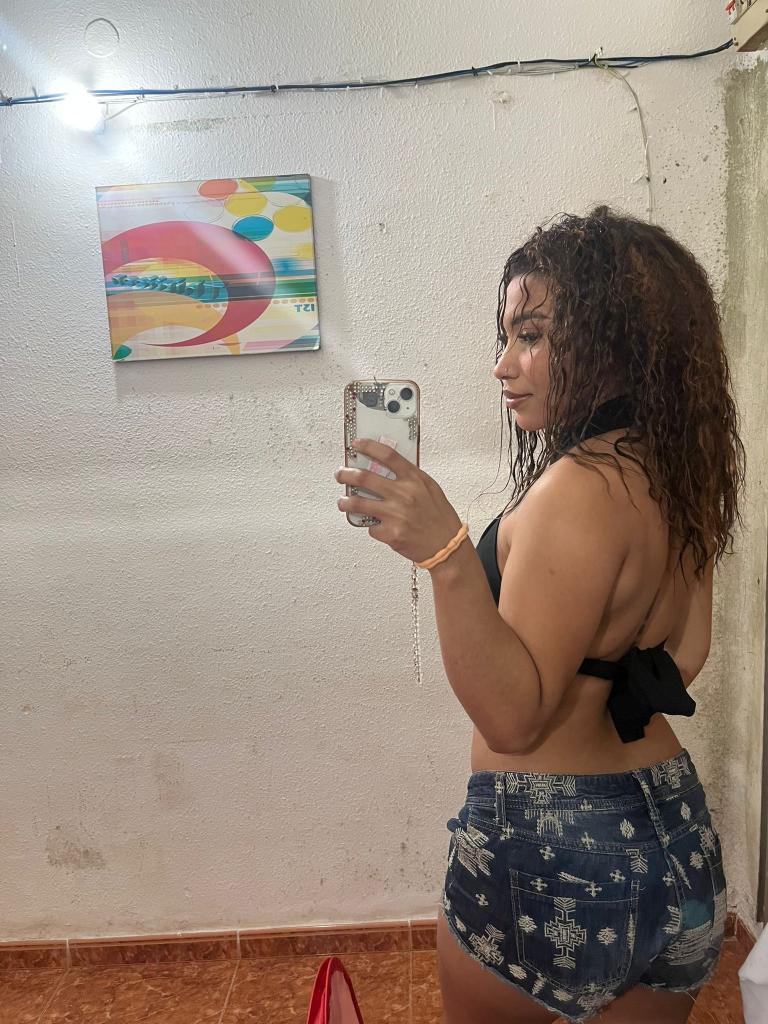 Chica busca chico en Alicante: 