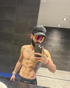 Chico busca chica en Las Palmas: 