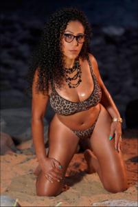 689809745: Chica busca chico en Tenerife