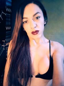 614408829: Transexual en La Coruña