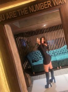 603512994: Chica busca chico en Barcelona