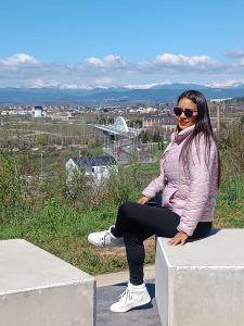 613208323: Chica busca chico en Cáceres