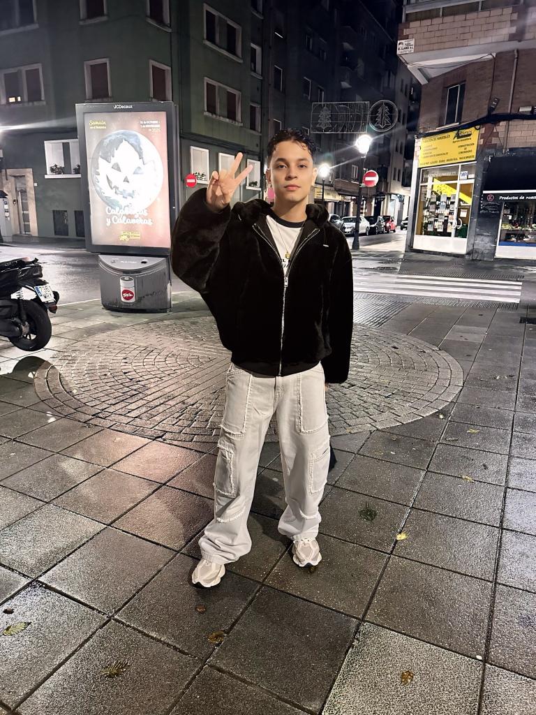 678600069: Chico busca chica en Pontevedra