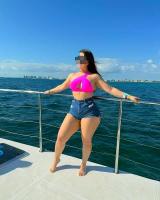 631844041: Chica busca chico en Cantabria