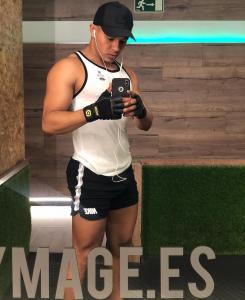 674966448: Chico busca chica en La Coruña