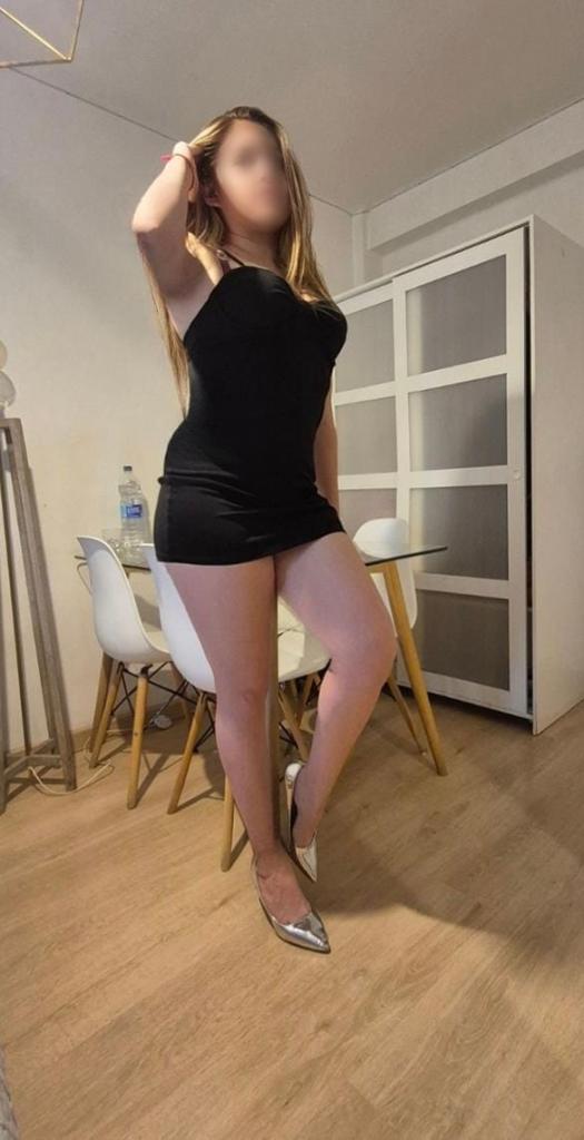 663124183: Chica busca chico en Madrid