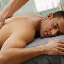 Chico busca chica en Málaga: 